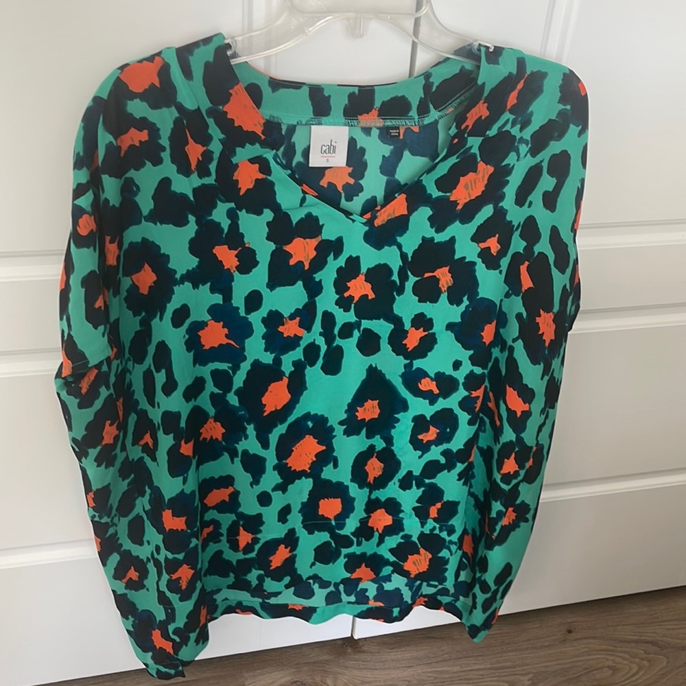 CAbi #5023 Women’s Rita Top, animal print, size small